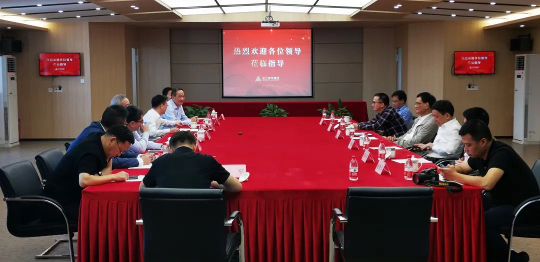 省委常委、統(tǒng)戰(zhàn)部部長熊建平蒞臨集團調(diào)研